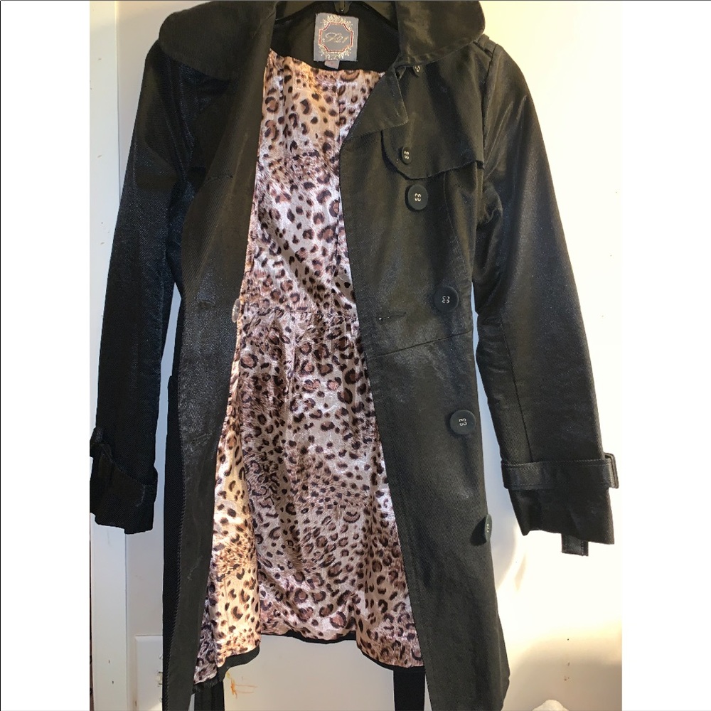 Coat - Picture 2 of 3